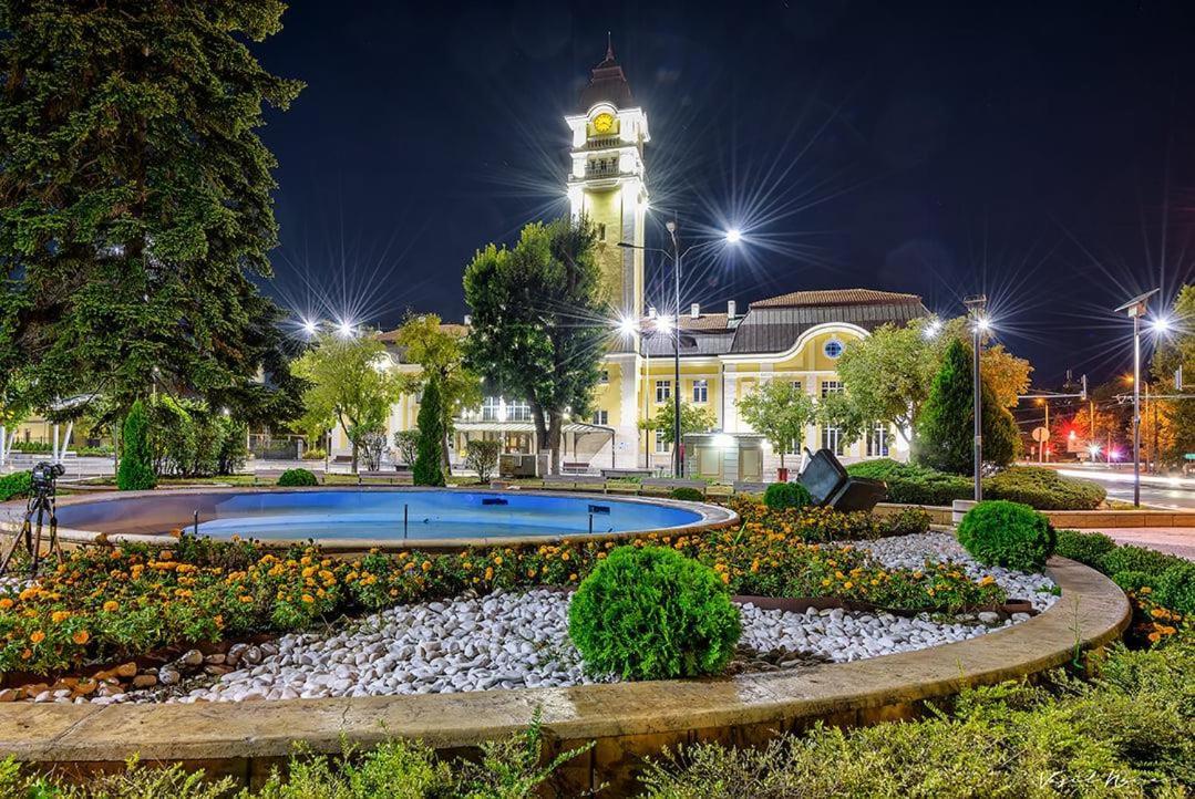 Luxury Versailles Apartments Center Opera Burgaz Dış mekan fotoğraf