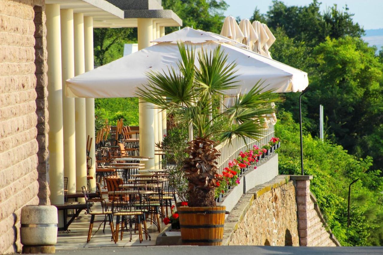 Luxury Versailles Apartments Center Opera Burgaz Dış mekan fotoğraf