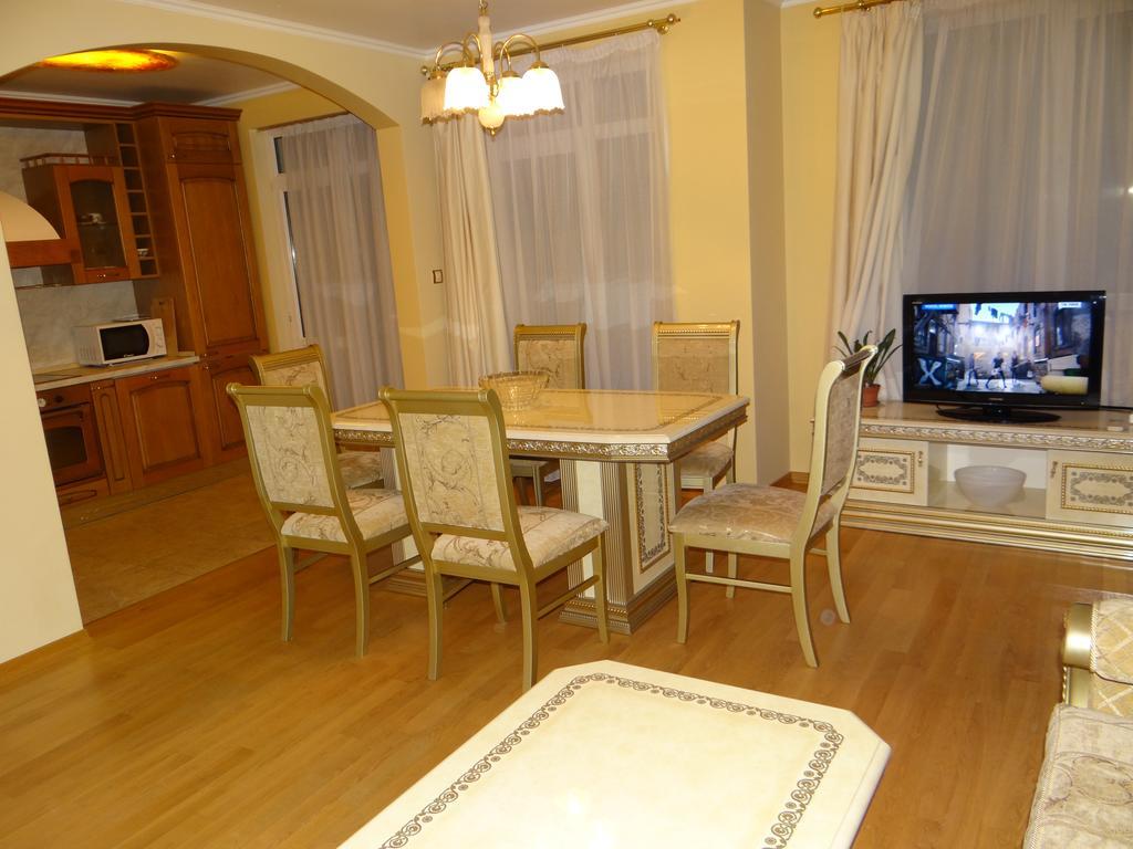 Luxury Versailles Apartments Center Opera Burgaz Dış mekan fotoğraf