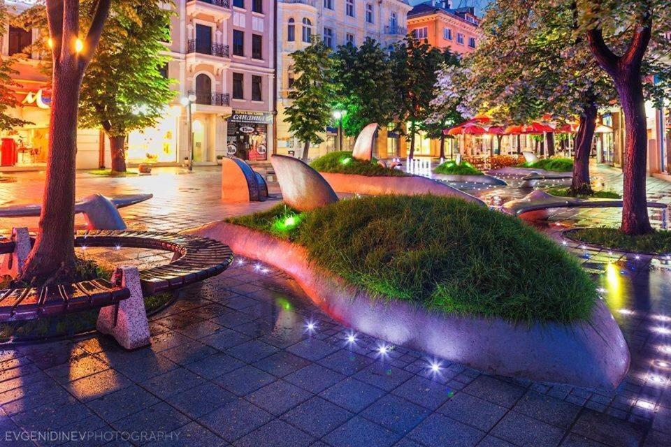 Luxury Versailles Apartments Center Opera Burgaz Dış mekan fotoğraf